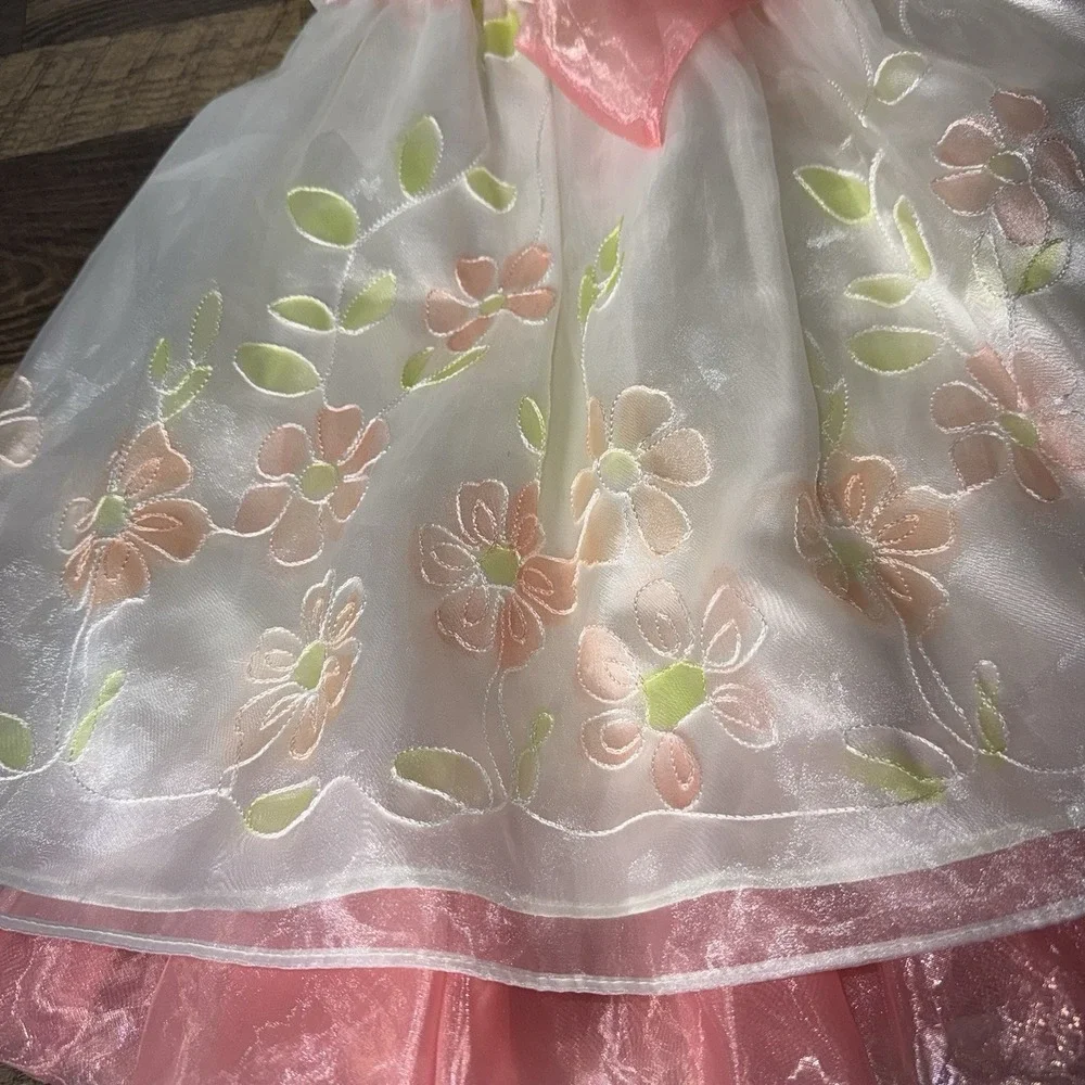 Lot Of 3 Girls Size 24 Months Dresses Lacy Embroidery‎ Fancy